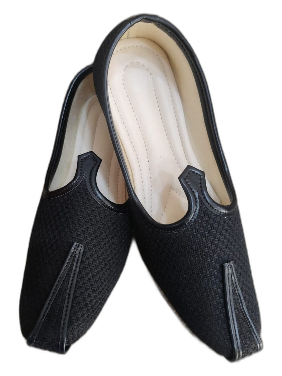 Black Woven Mojari