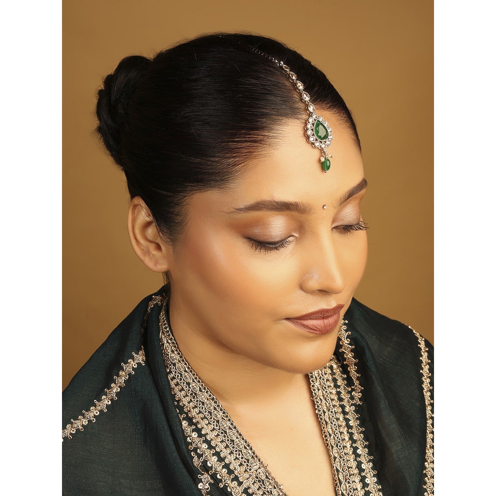 Green Kundan Royale Maang Tikka