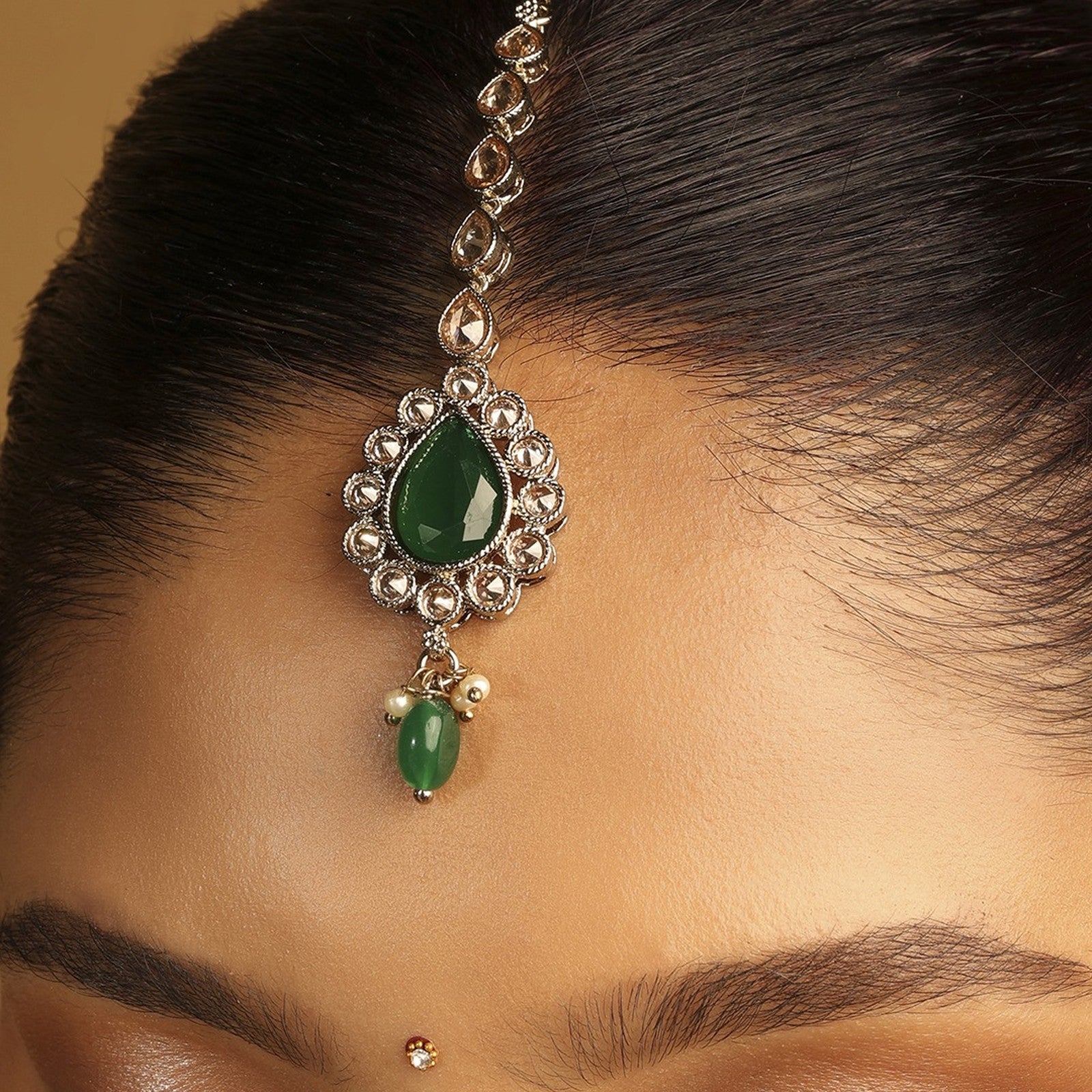 Green Kundan Royale Maang Tikka