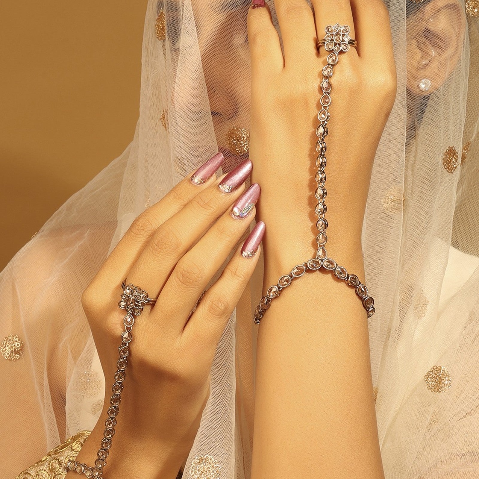 Brown Kundan Noor Hathphool