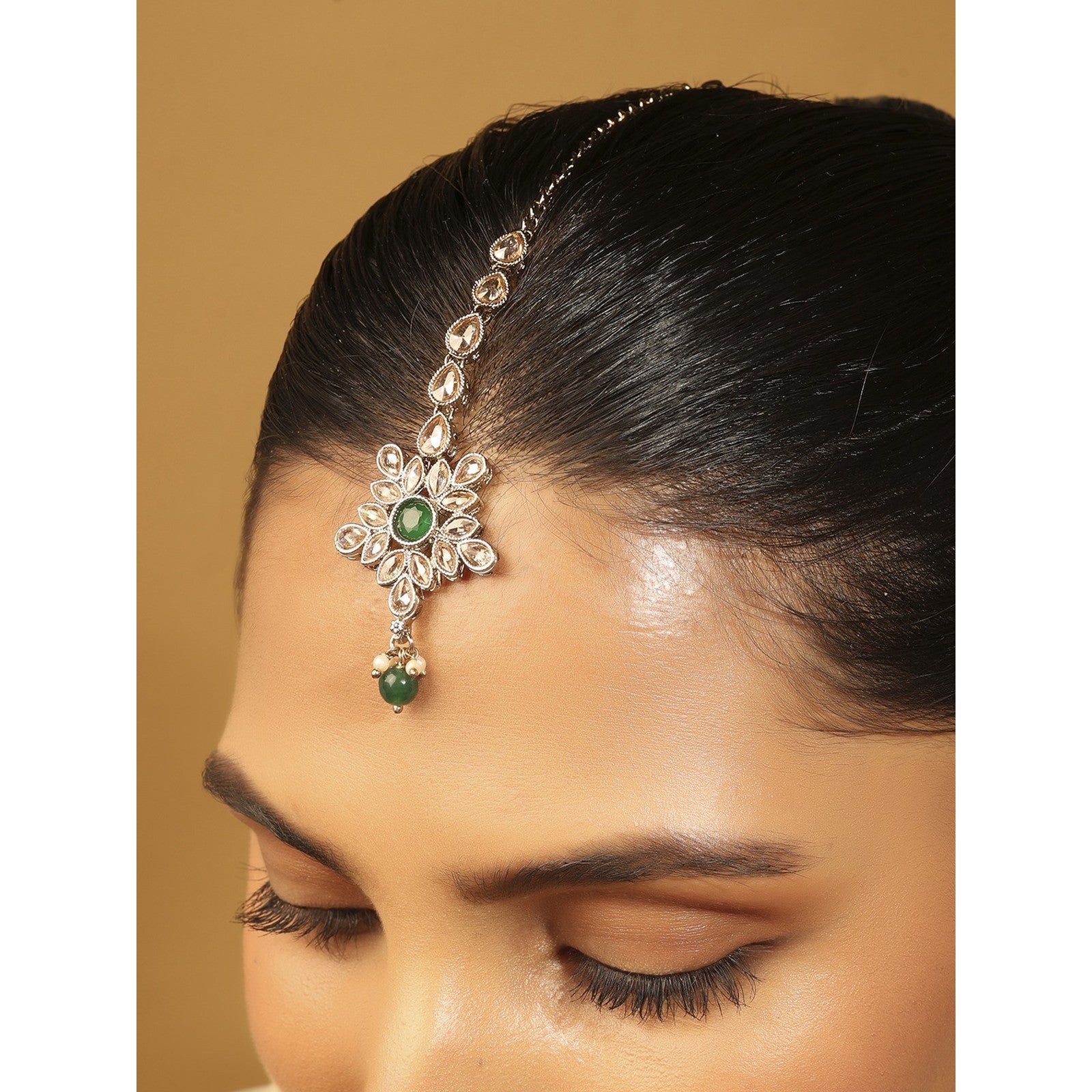 Green Kundan Adaa Maang Tikka