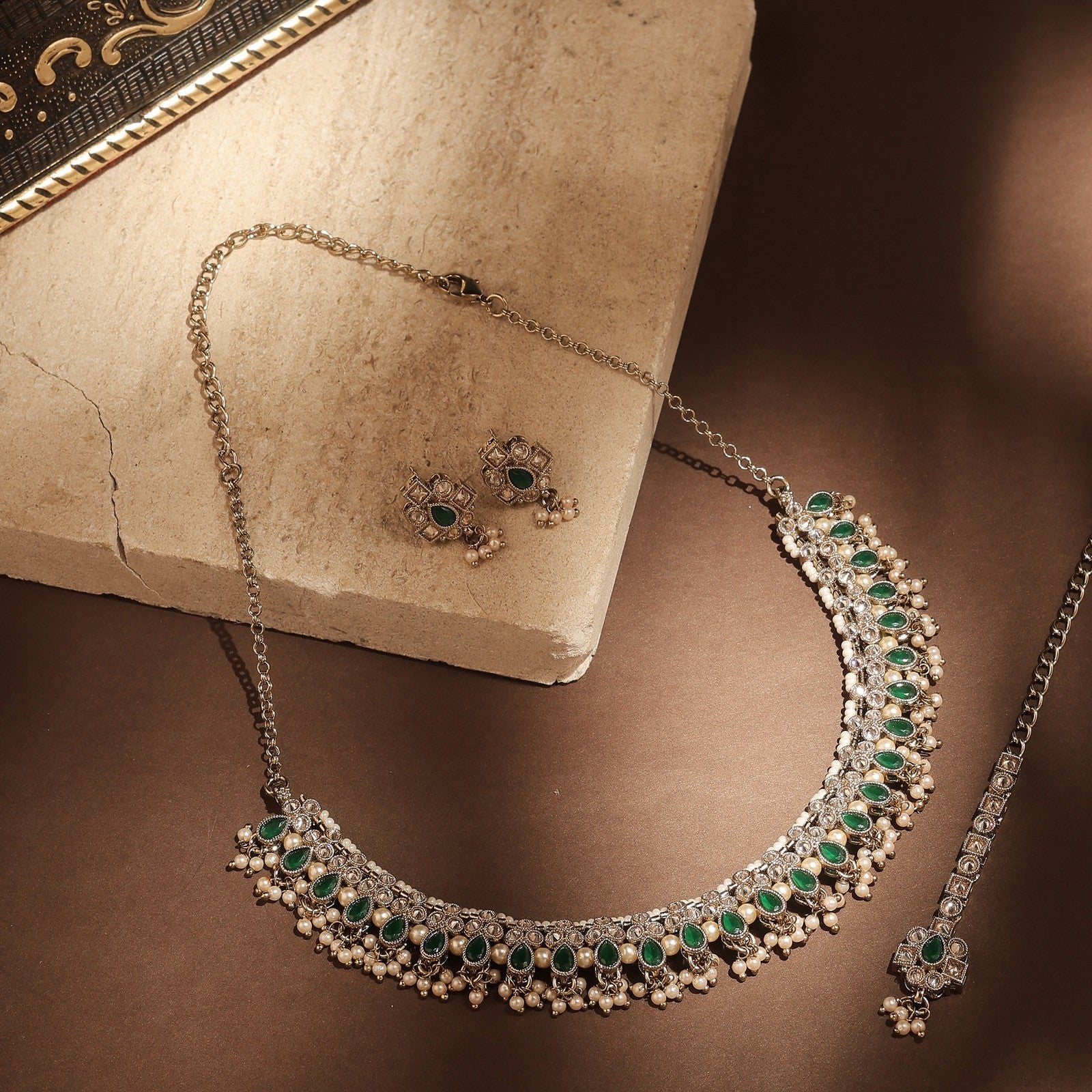 Green Kundan Royale Necklace Set