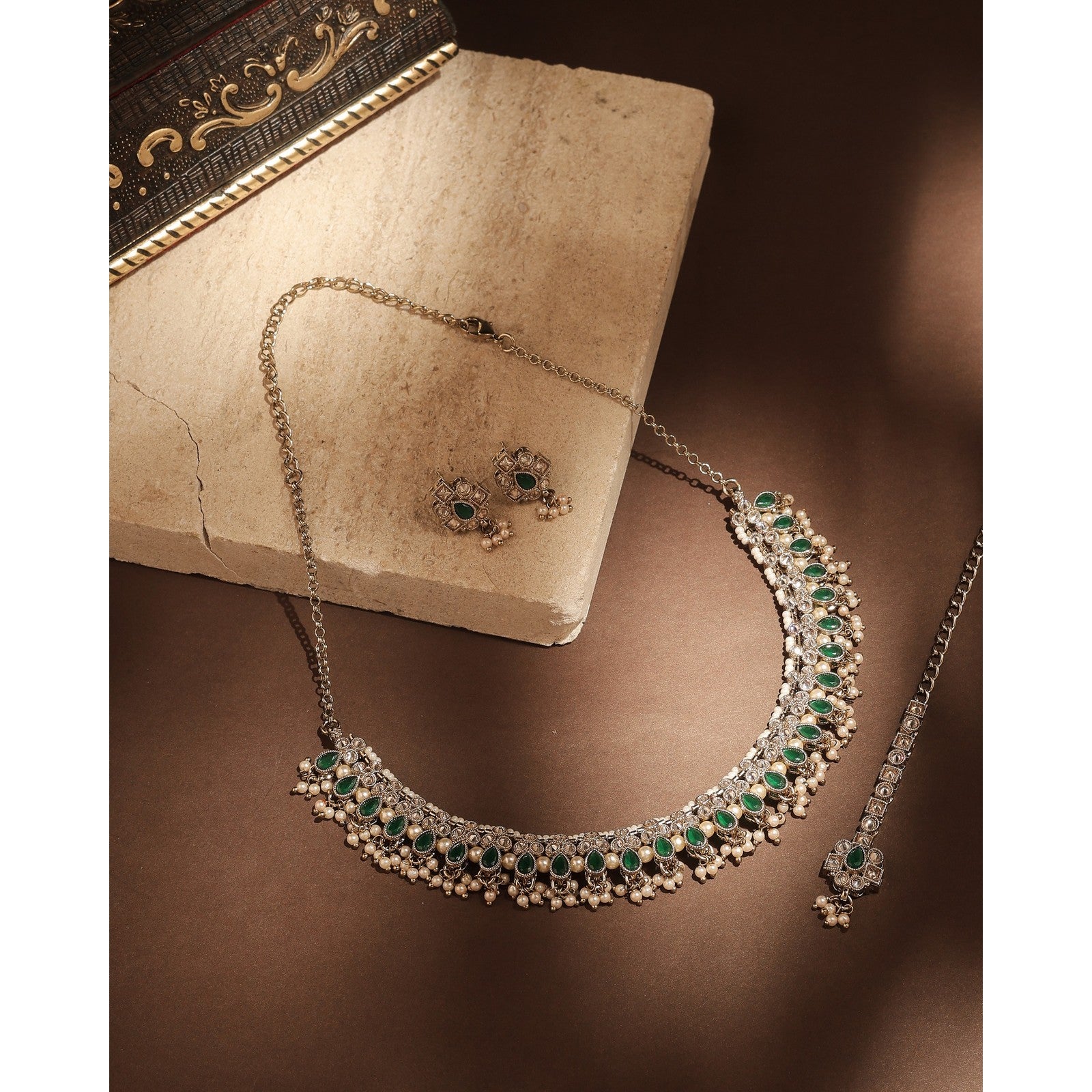Green Kundan Royale Necklace Set