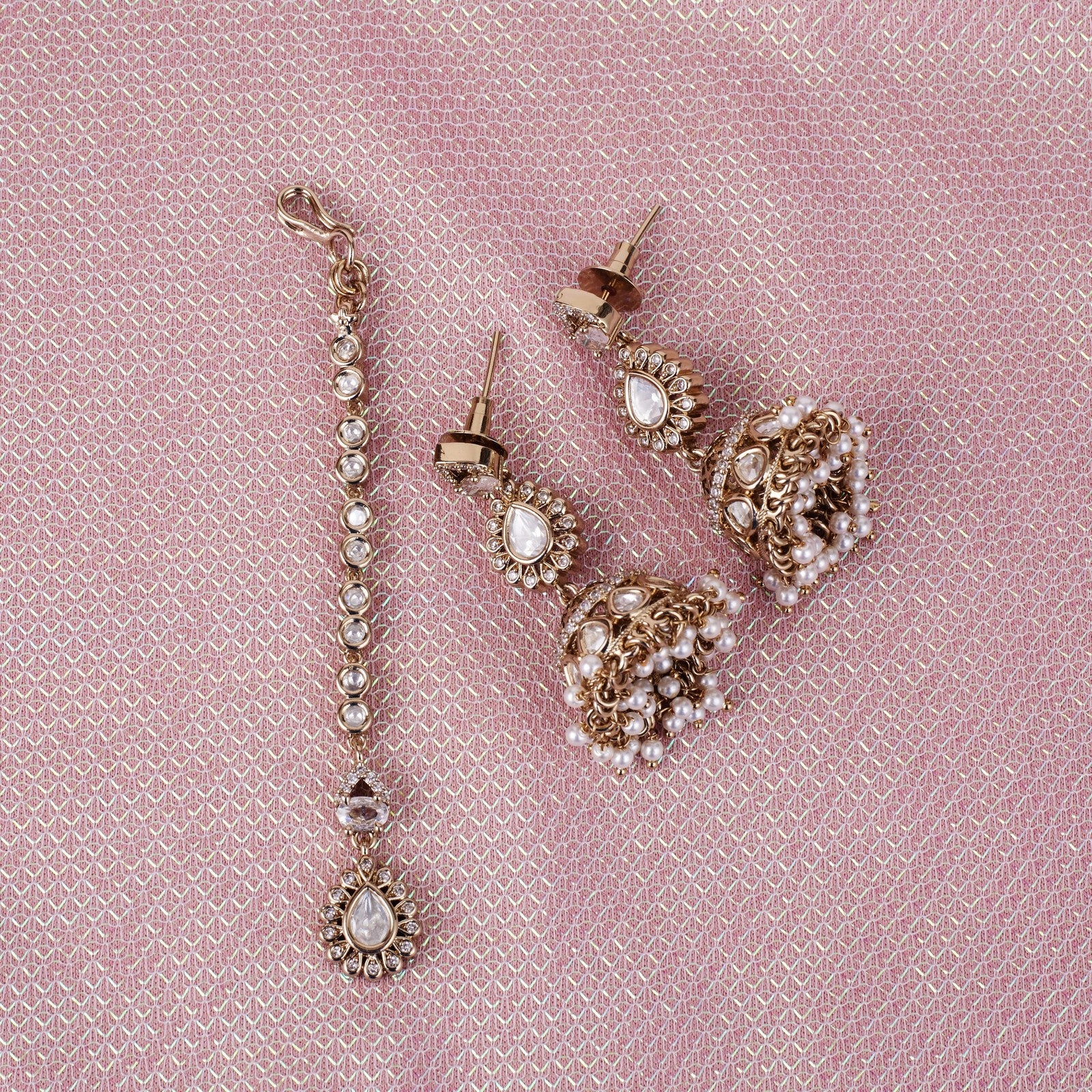 White Kundan Heritage Choker Set