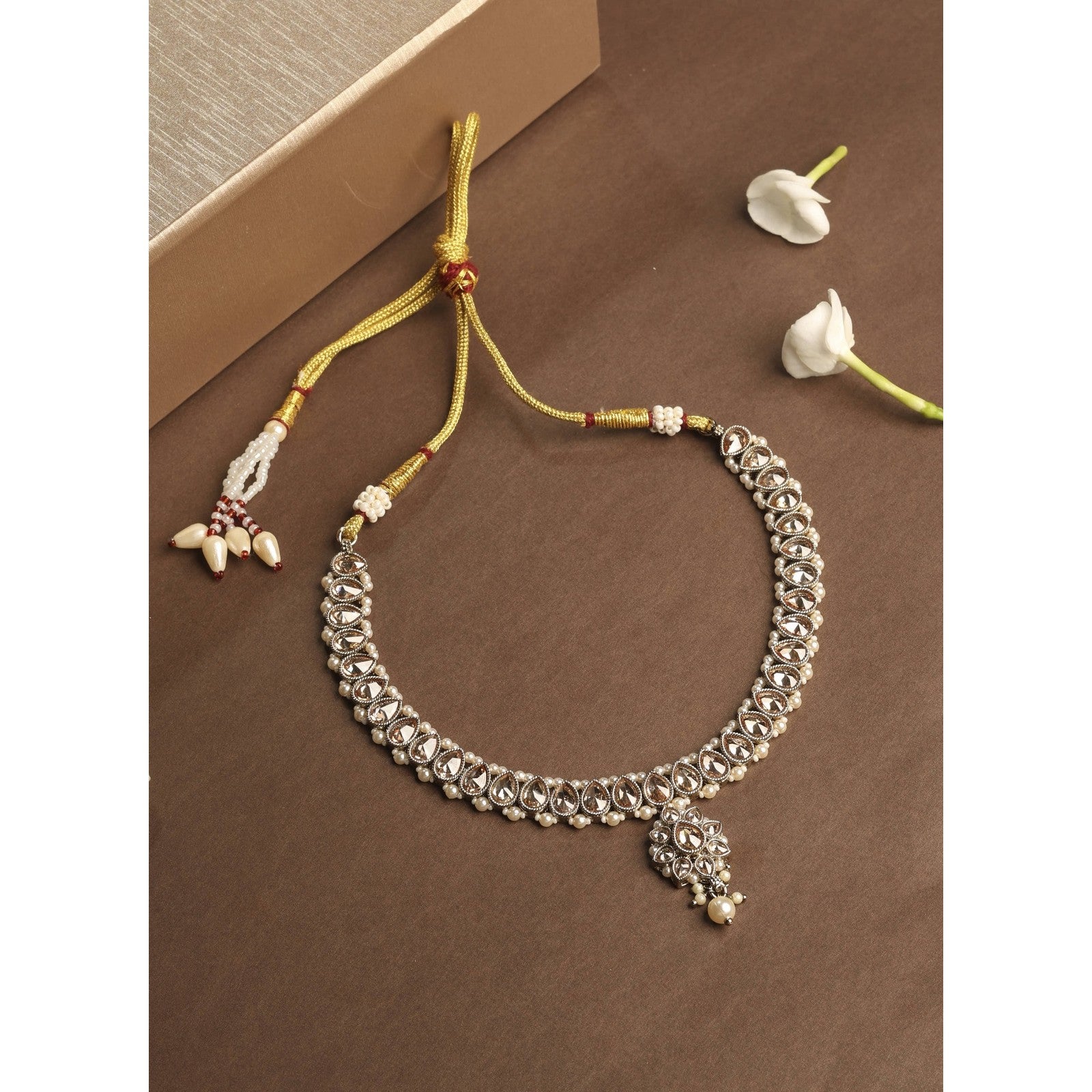 Brown Kundan Zeenat Choker Set